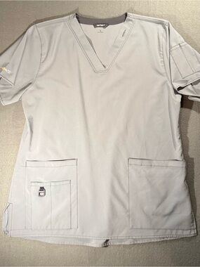 Carhartt Force V-Neck Scrub Top in Light Gray